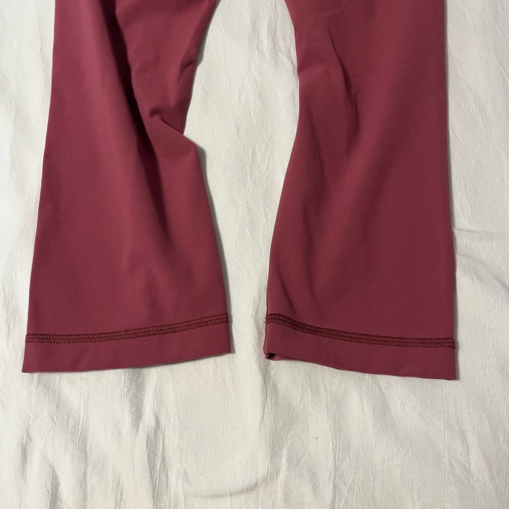 Lululemon Wunder Under Crop *Mid-Rise FullOn Luxtreme 21” Leggings Size 6 Merlot - Picture 11 of 13